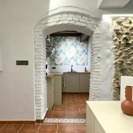 Con Patio Privado En El Centro De