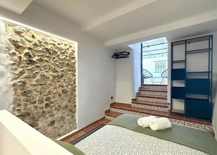 Con Patio Privado En El Centro De