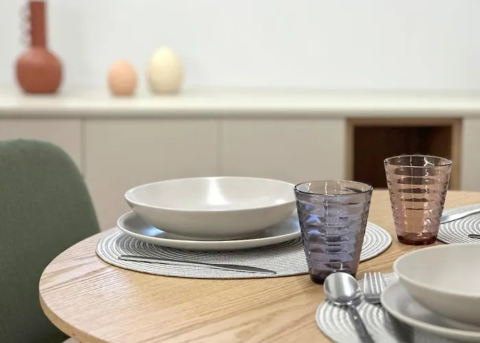 Con Patio Privado En El Centro De *