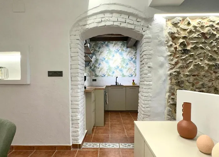 Con Patio Privado En El Centro De