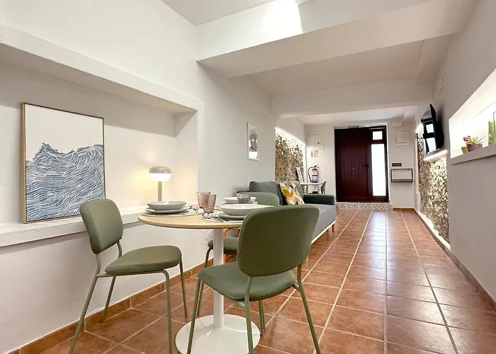 Apartment Con Patio Privado En El Centro De