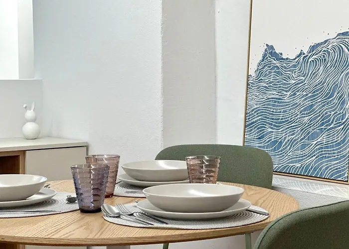 Con Patio Privado En El Centro De Apartment